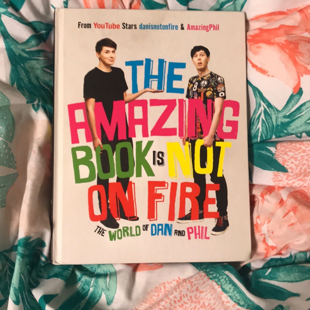 Dan And Phil TABINOF The amazing book is not on 🔥